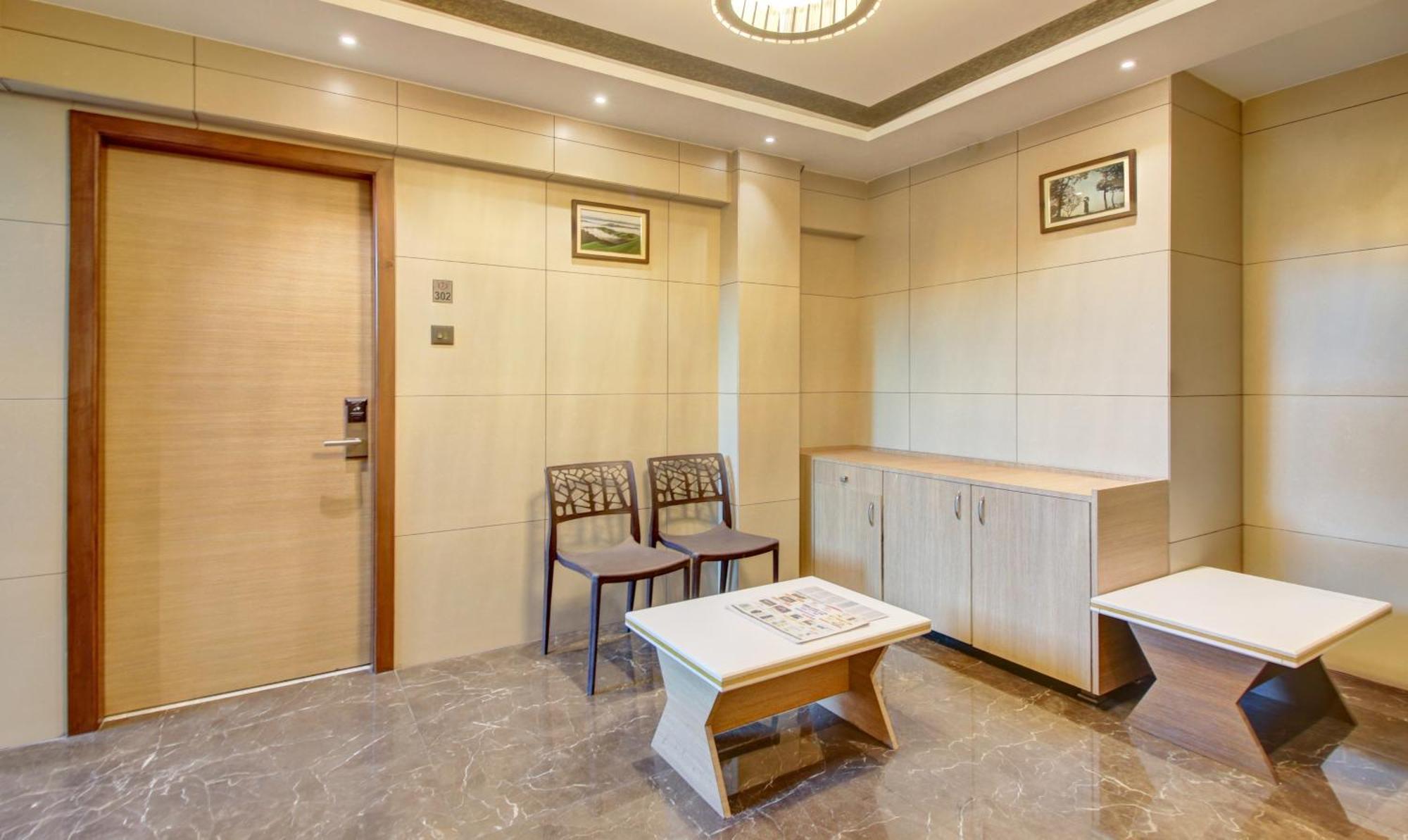Kalyān Hotel Leela מראה חיצוני תמונה