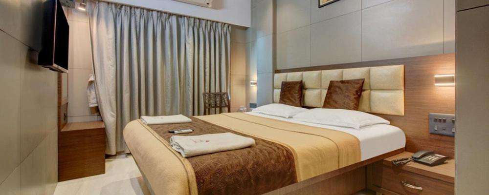 Kalyān Hotel Leela מראה חיצוני תמונה